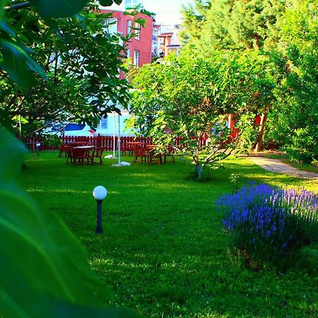 Hotel Consul Sveti Vlas Buitenkant foto